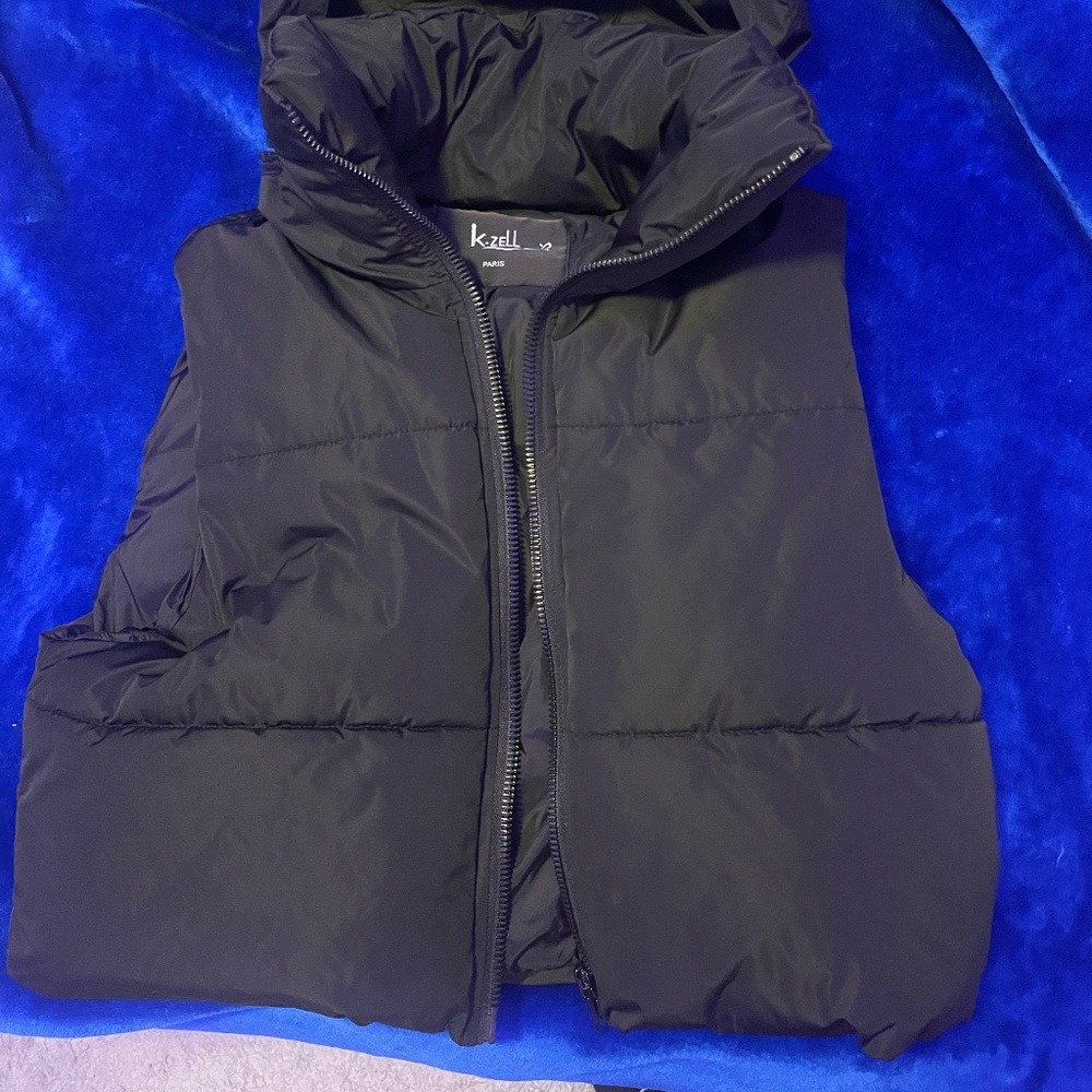 Boohoo Women's Black Cropped Puffer Vest